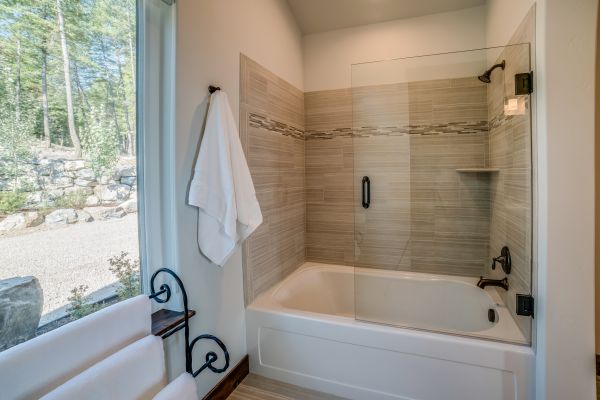 Bathroom Tub Installation in Panama City